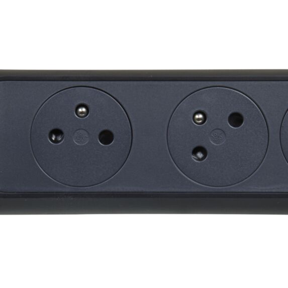 Multiprise 6 prises 2P+T Interrupteur Cordon 1,5m 3G 1mm² Noir