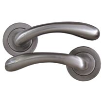 Poignées de porte sur rosaces Anita - B BEAUTY